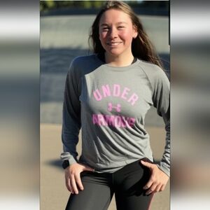 Under Armour Women's Gray Long-Sleeve Shirt- Size Medium